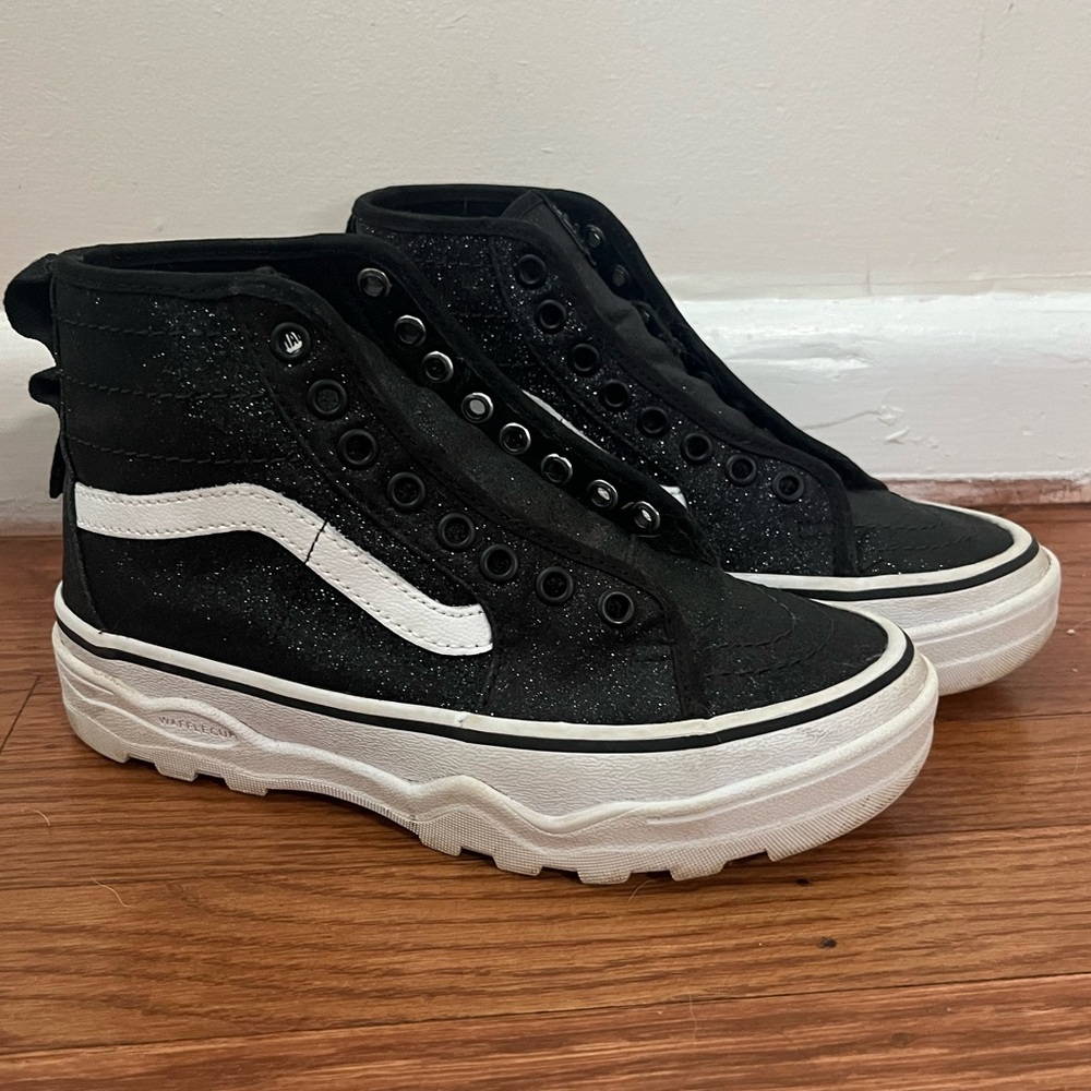 Vans chunky platform Sneaker Youth 4 Women’s 5.5 black with glitter high top